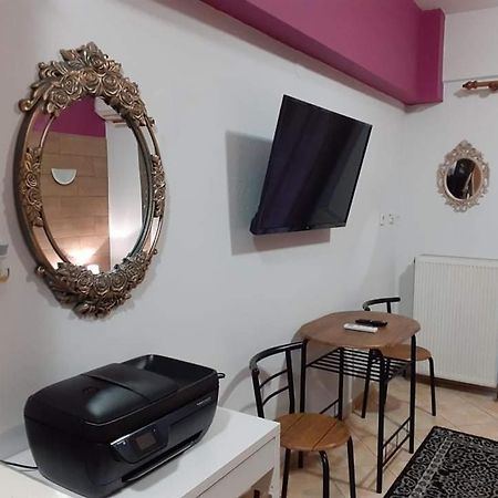 G M 6 Rooms Kentro In The Heart Of The City Лариса Екстер'єр фото
